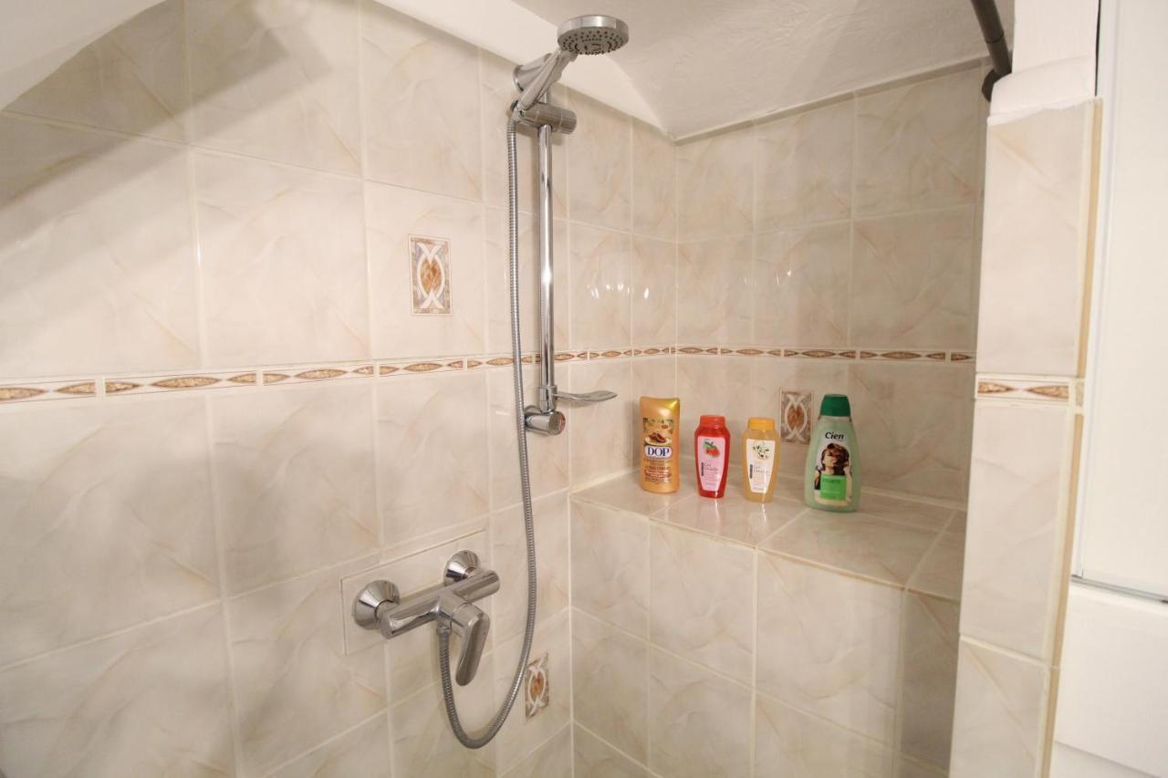 Studio Atypique Et Cosy, Classe "Gite De France" 5Min Centre, 15Min Gare, Lit Queen Size "Climatisation, Netflix Et Wifi, Parking, Lave Vaisselle, Boite A Cles Pour Arrivee Tardive - Gites La Tarine Albertville Dış mekan fotoğraf